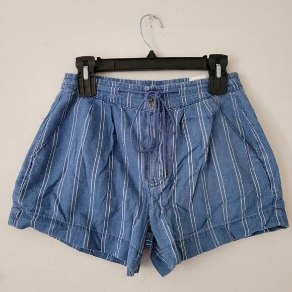 American Eagle Super Hi-Rise Vertical Stripe Chambray Shorts NWT 2 Blue - Picture 1 of 10